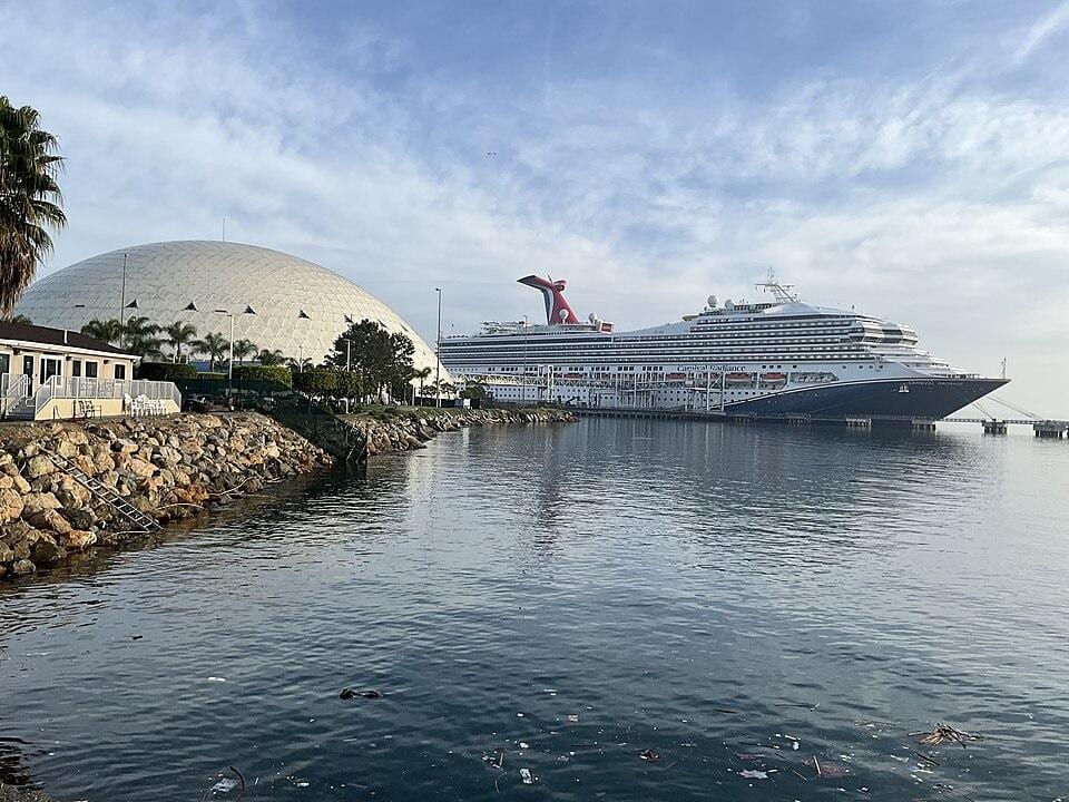 Carnival Radiance